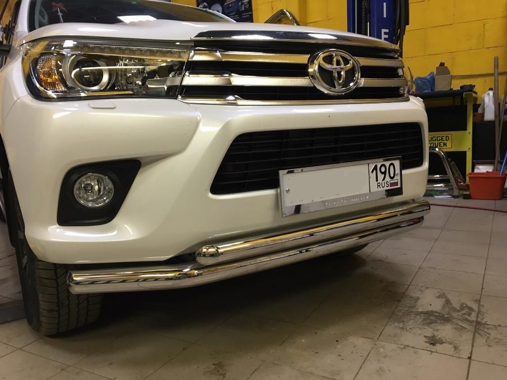 Защита переднего бампера двойная d76/60 - Toyota Hilux 2015-2024 - Защита переднего бампера 