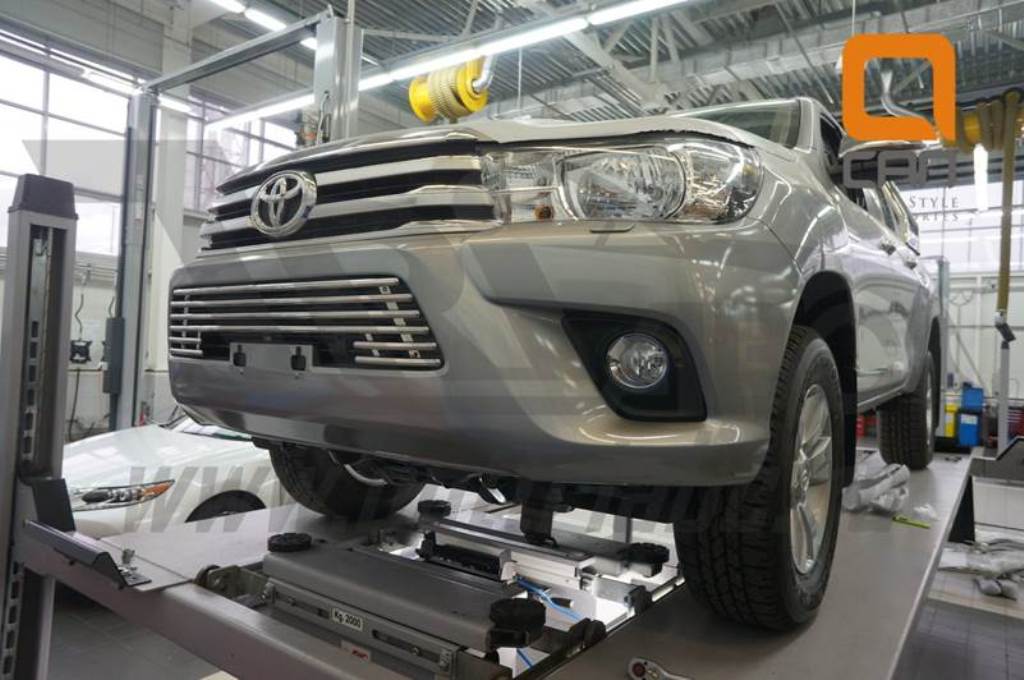 Решетка радиатора d16 - Toyota Hilux 2015-2024 - Решетка радиатора