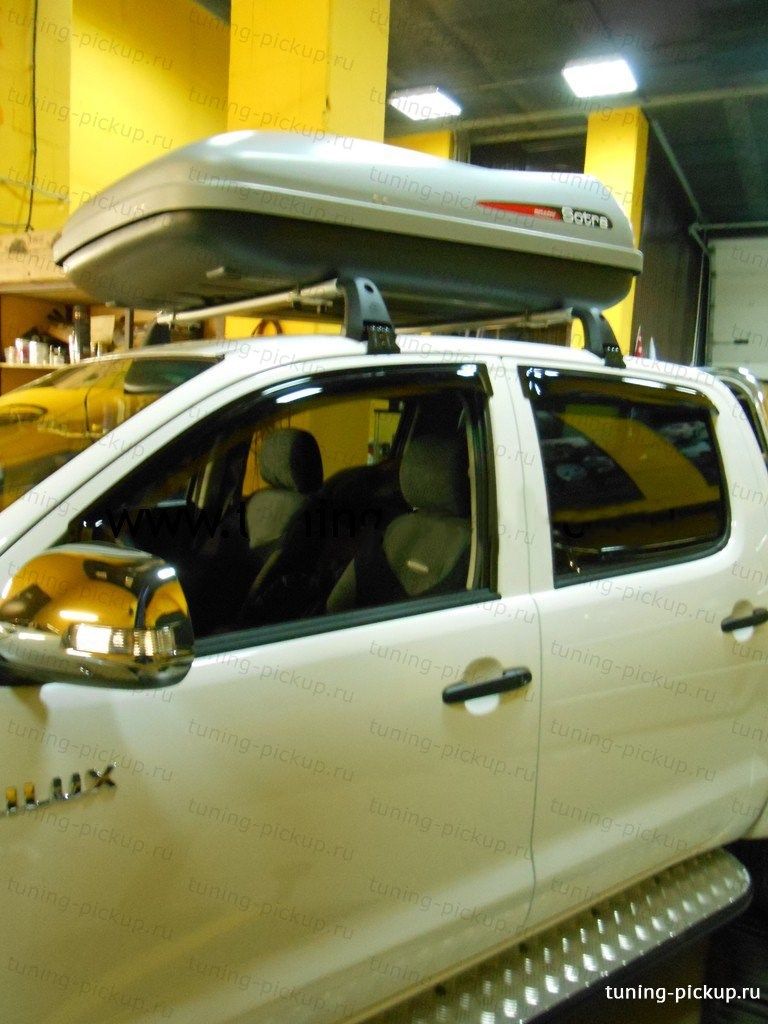 Дефлекторы боковых окон TOYOTA Hilux (2005-/2012-) (4 ч.) (темный) - Toyota Hilux 2011-2015 - Дефлекторы