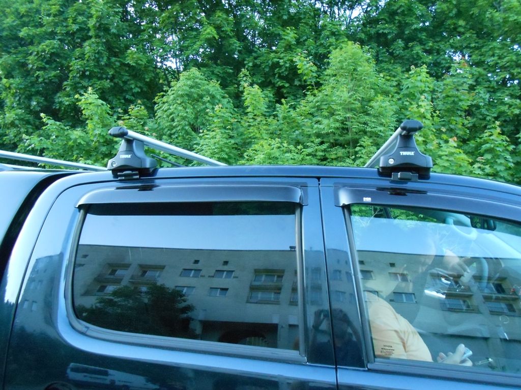 Комплект багажника с дугой WingBar - Toyota Hilux 2011-2015 - Багажник на крышу