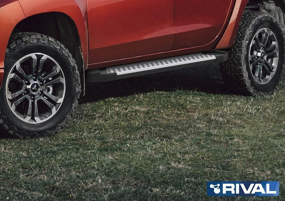 Mitsubishi / L200 2015-2024 / Пороги / Порог-площадка "Bmw-Style"