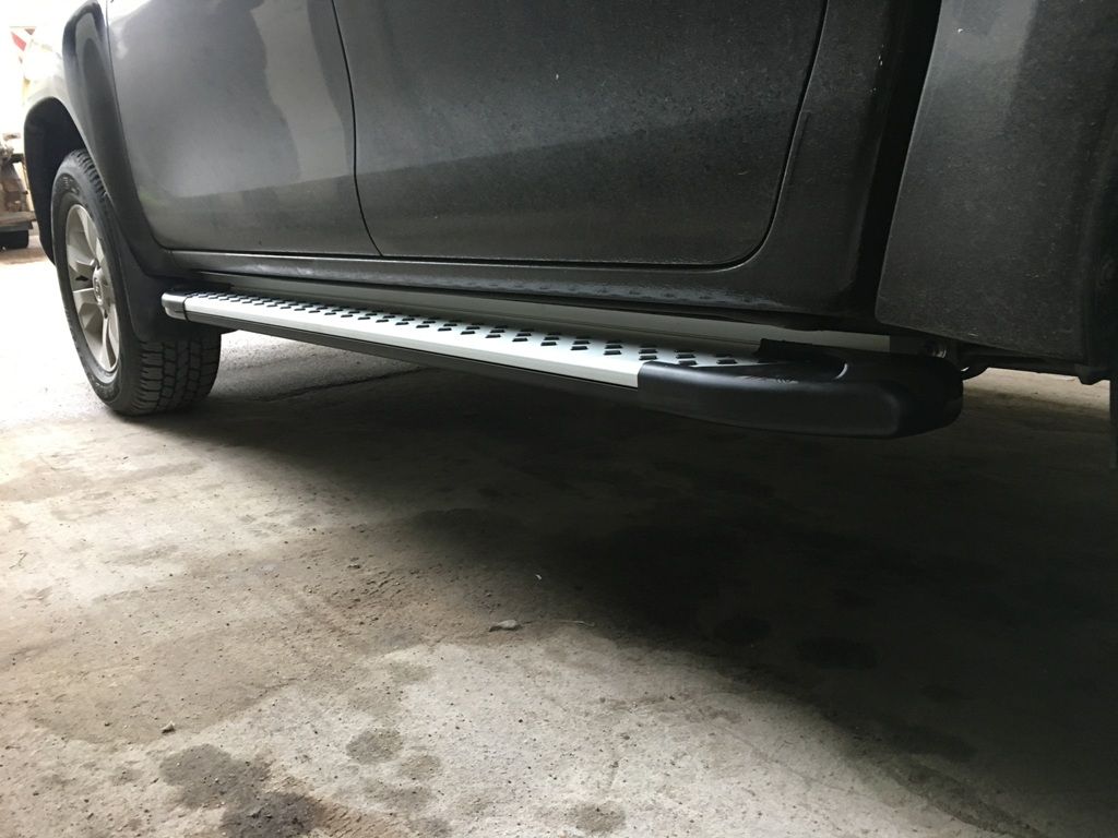 Toyota Hilux / Пороги / Пороги AB004 ARTEMIS Revo