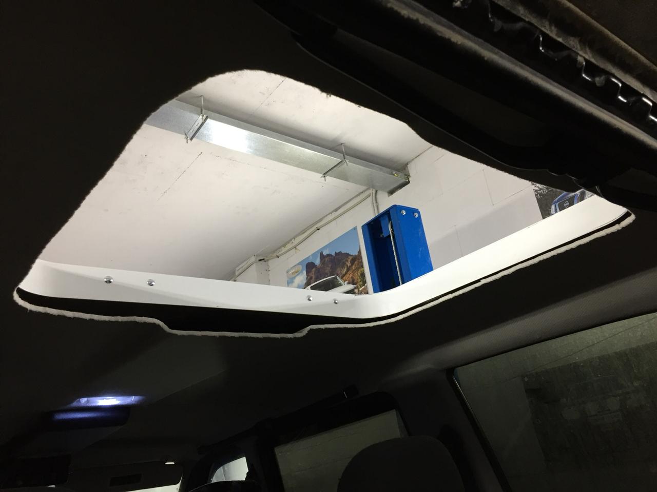 Mitsubishi / L200 2015-2024 / Люк охотничий / Люк охотничий