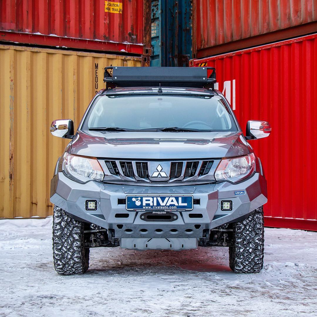 Mitsubishi / L200 2015-2024 / Бампер передний / Бампер передний усиленный (кроме рестайлинга)