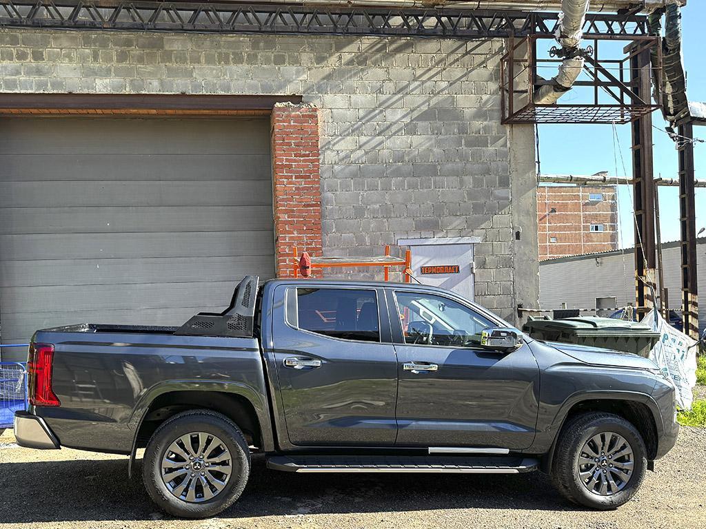 Mitsubishi / L200 2024- / Защитные дуги L200 2024+ / Дуга широкая с защитой стекла HAL PRO L200 6gen