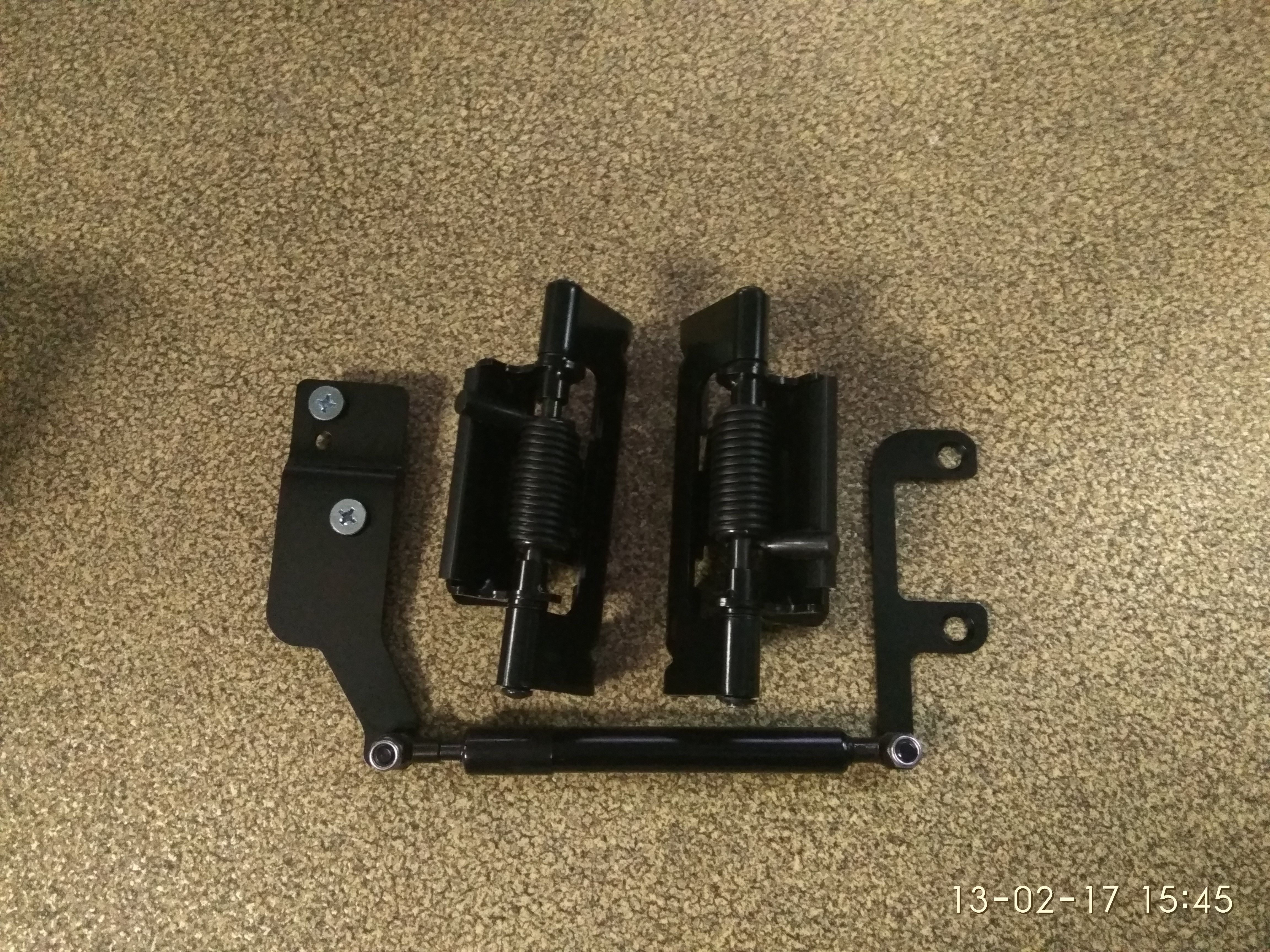 Mitsubishi / L200 2015-2024 / Механизм плавного открывания заднего борта / Механизм плавного открытия / закрытия заднего борта до 2019г