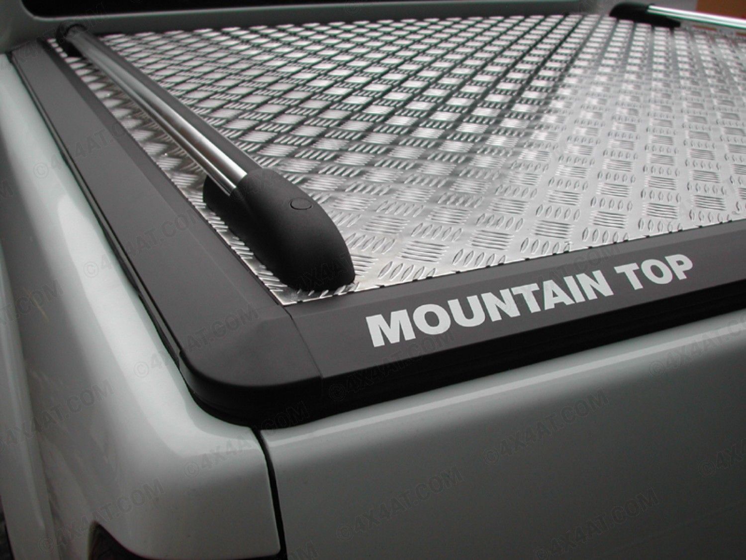 Mitsubishi / L200 2015-2024 / Крышки кузова / Крышка MOUNTAIN TOP STYLE