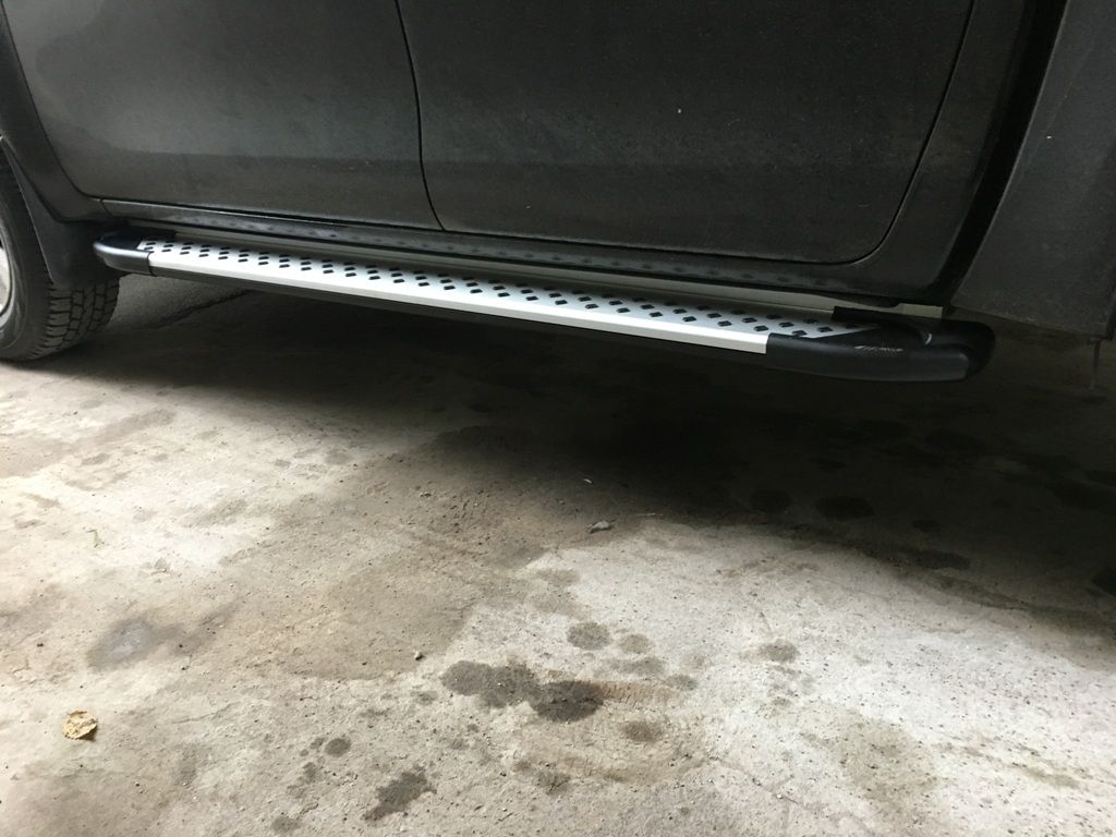 Toyota Hilux / Пороги / Пороги AB004 ARTEMIS Revo
