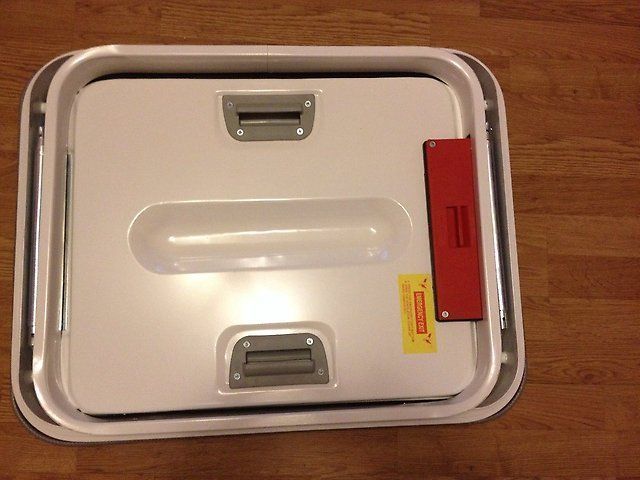 Mitsubishi / L200 2015-2024 / Люк охотничий / Люк охотничий