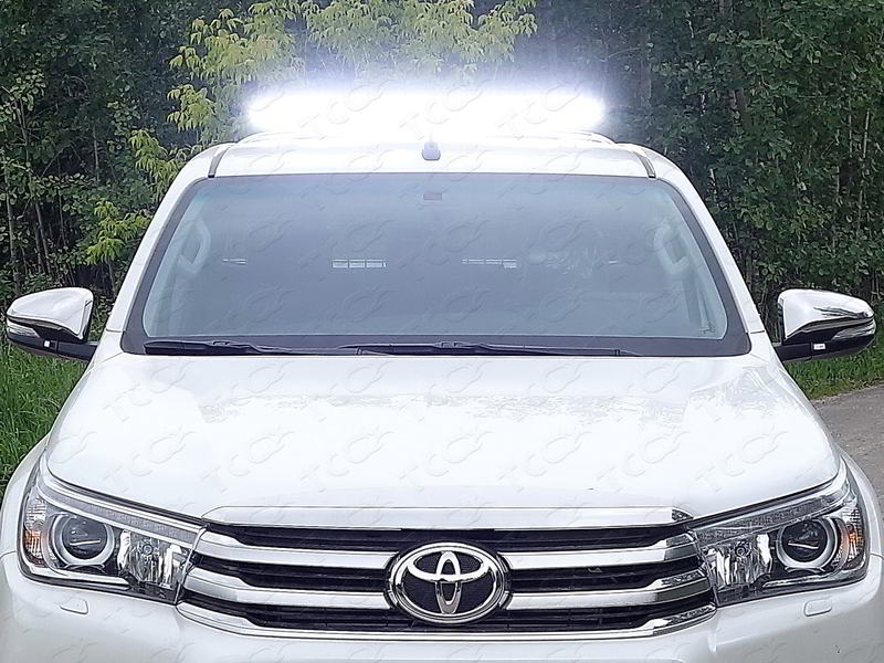 Дуга в кузов и защита заднего стекла 75х42 мм. со светодиодной фарой (для крышки ТСС) - Toyota Hilux 2015-2022 - Защитные дуги - 