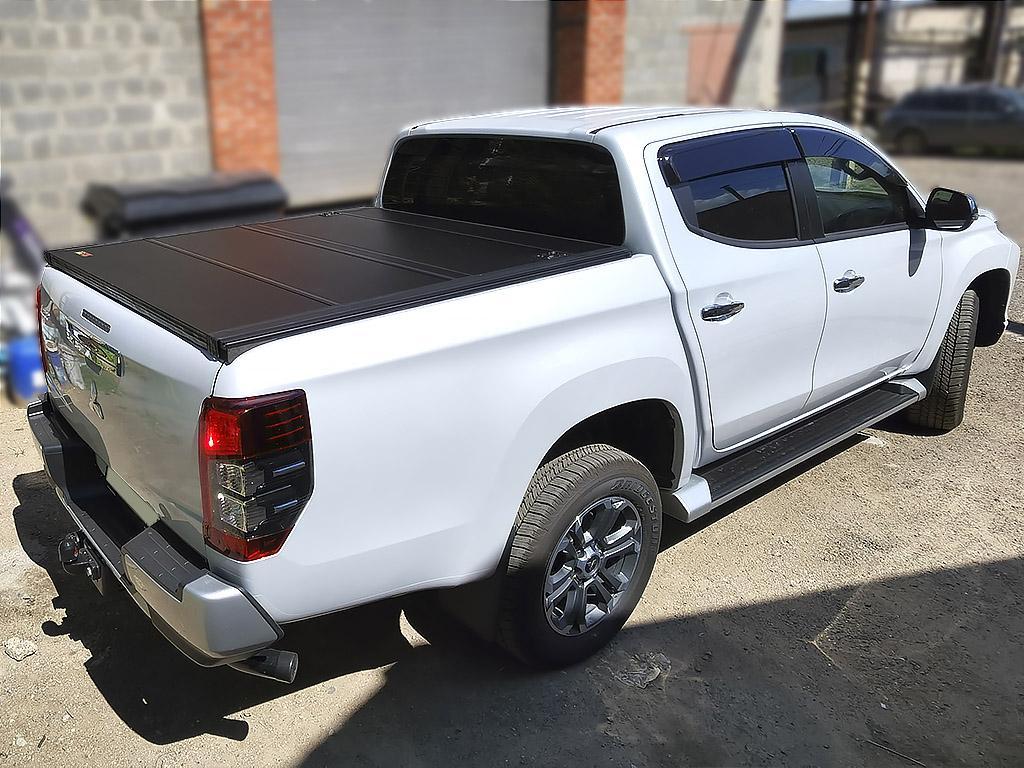Mitsubishi / L200 2015-2024 / Крышки кузова / 4х секционная алюминиевая крышка PRO