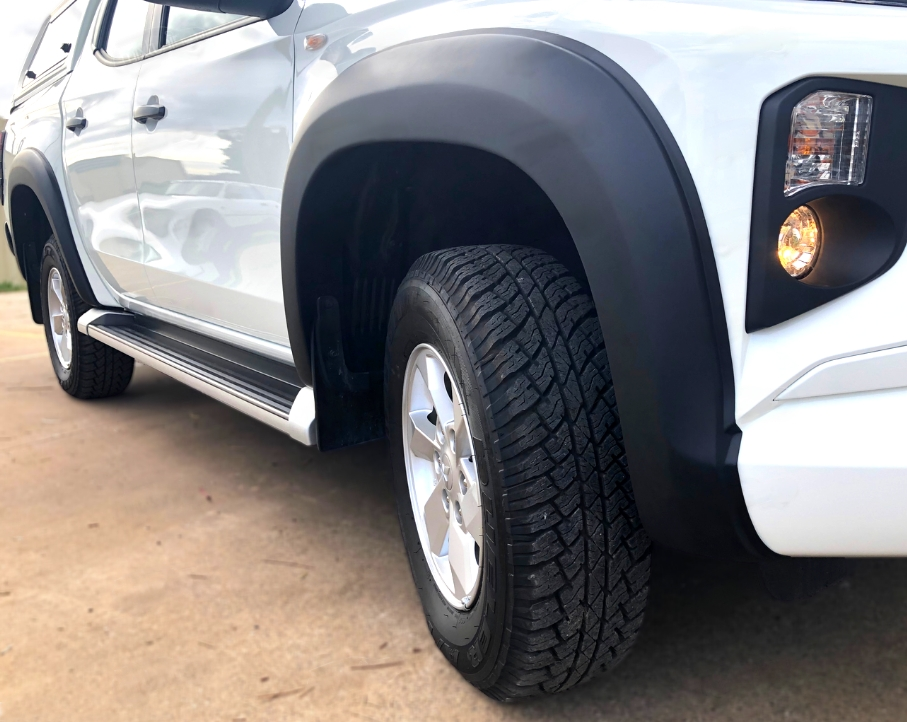 Mitsubishi / L200 2015-2024 / Расширители колесных арок / Расширители колесных арок 2019+