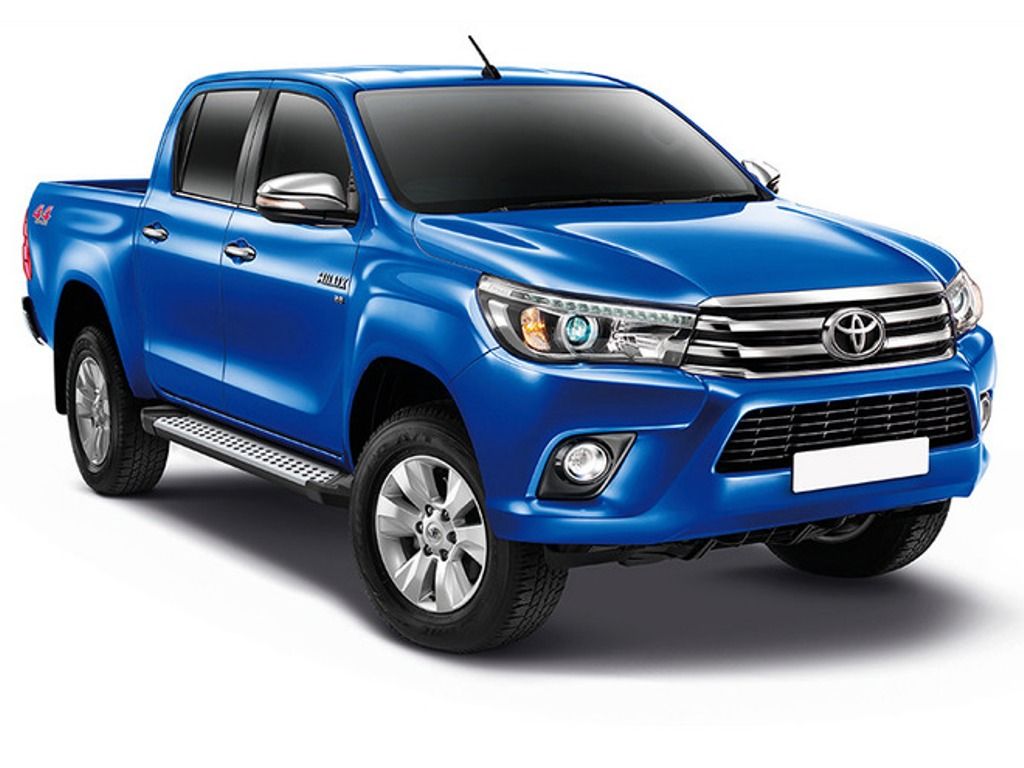 Пороги площадка Bmw-Style - Toyota Hilux 2015-2024 - Пороги