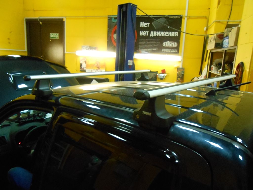 Комплект багажника с дугой WingBar - Toyota Hilux 2011-2015 - Багажник на крышу - 