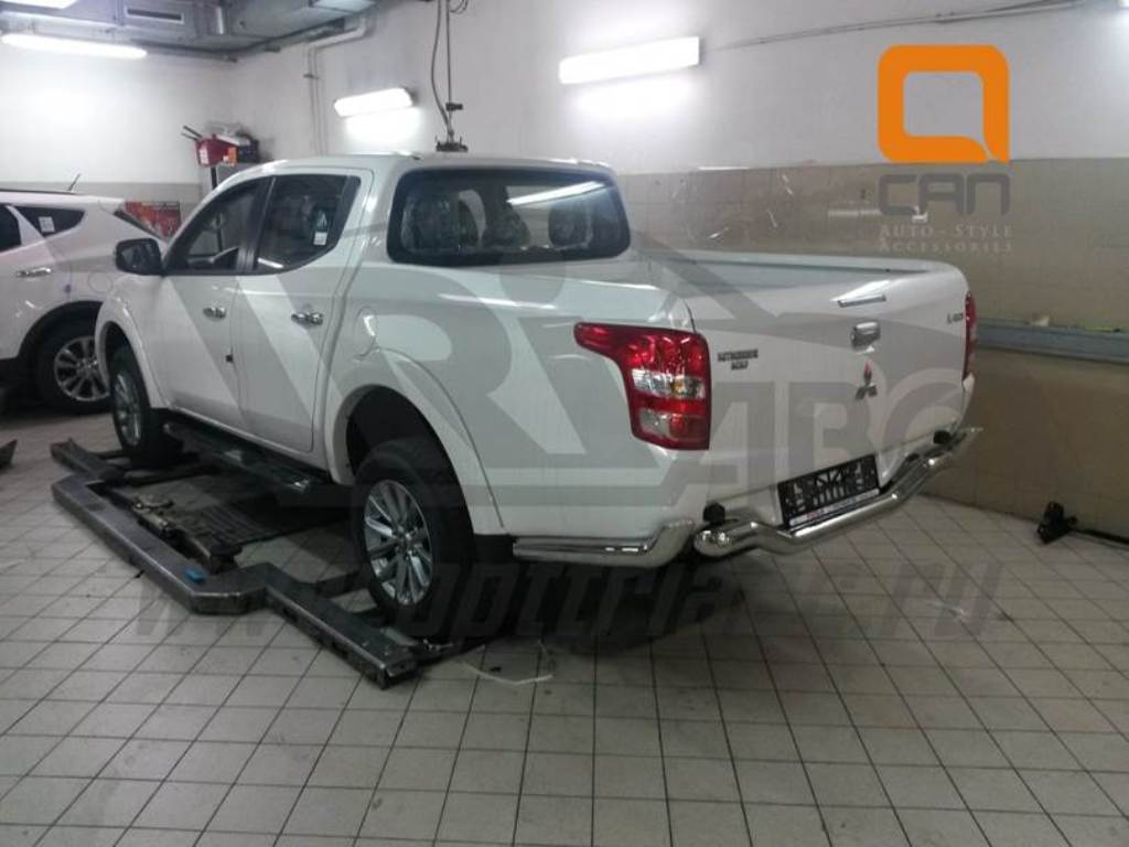 Защита заднего бампера (Уголки) d76 - Mitsubishi L200 2015-2024 - Защита заднего бампера