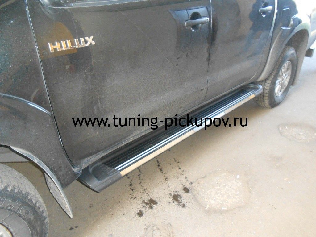 Пороги SIRUS BLACK - Toyota Hilux 2011-2015 - Пороги