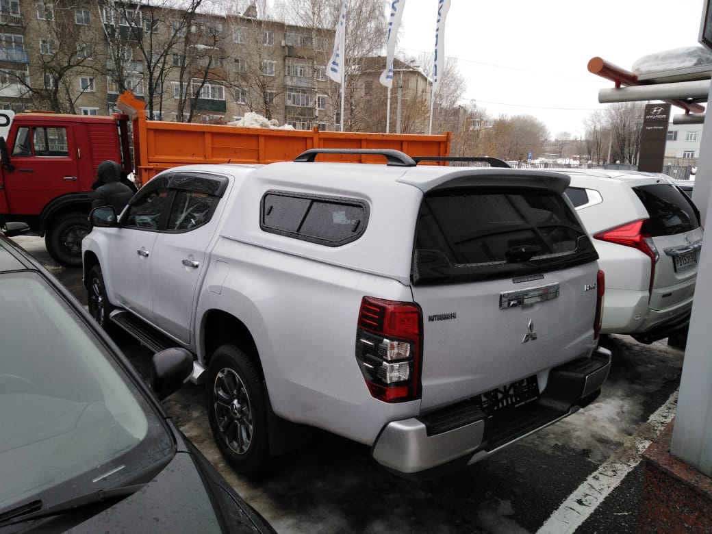 Mitsubishi / L200 2015-2024 / Кунги / Кунг с боковыми раздвижными окнами