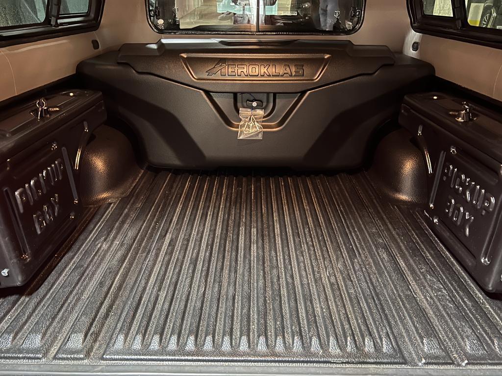 Toyota Hilux / Ящик в кузов / Ящик в кузов Gravity revo