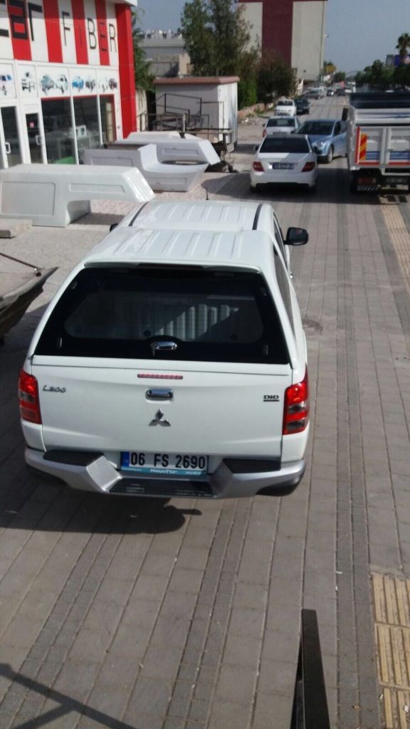 Mitsubishi / L200 2015-2024 / Кунги / Кунг Canopy Fixed Window