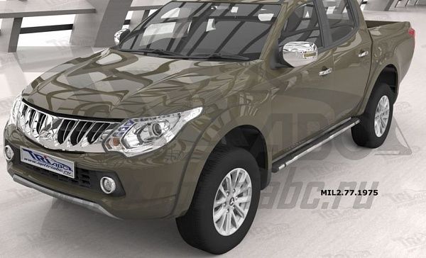 Пороги алюминиевые (Emerald Black) - Mitsubishi L200 2015-2024 - Пороги