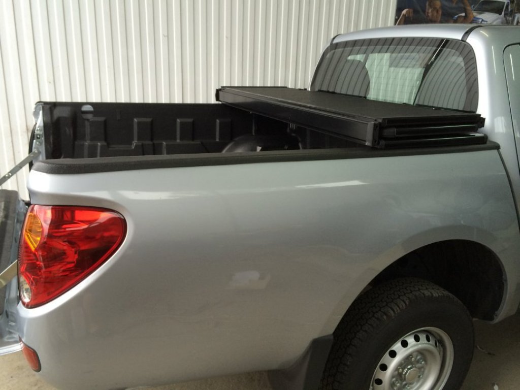 Жесткая трехсекционная крышка - Mitsubishi L200 2006-2015 - Крышки кузова - 