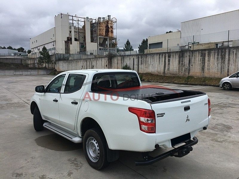 Mitsubishi / L200 2015-2024 / Крышки кузова / Крышка Top Roll (black / silver)