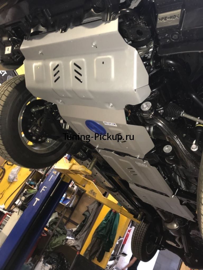 Toyota Hilux / Защита ДВС, РК, КПП, Т.Б. / Защита Радиатора, ДВС, КПП, РК (2.4 TD, 2.8 TD) (Алюминий 4мм)