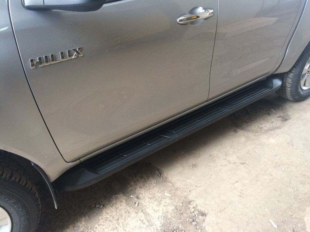 Пороги OE-Style - Toyota Hilux 2015-2024 - Пороги - 