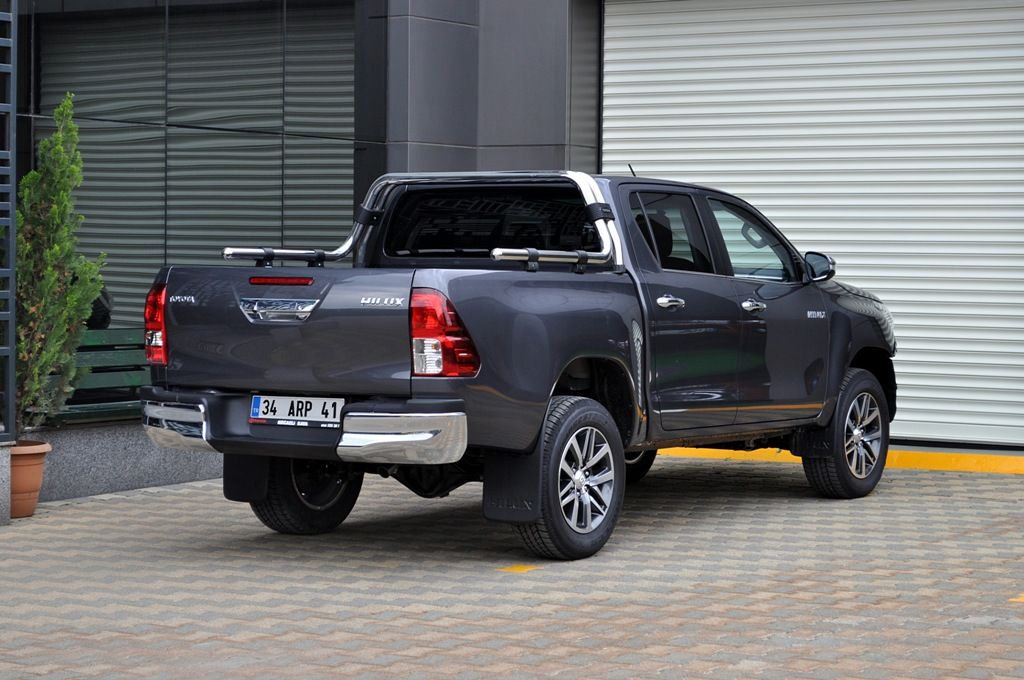 Дуга в кузов "AHTAPOT" 60 мм. - Toyota Hilux 2015-2024 - Защитные дуги