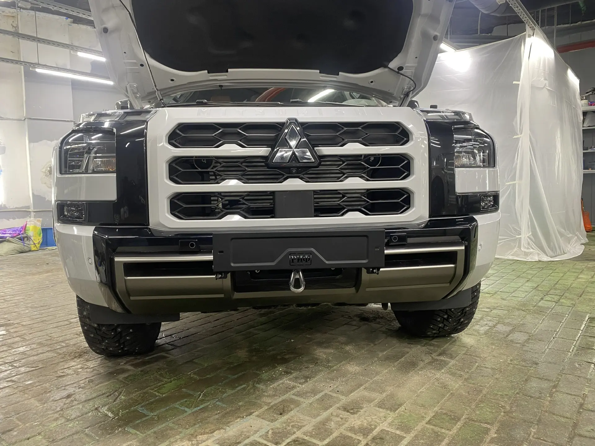 Mitsubishi / L200 2024- / Лебедка и оборудование / Площадка под лебедку