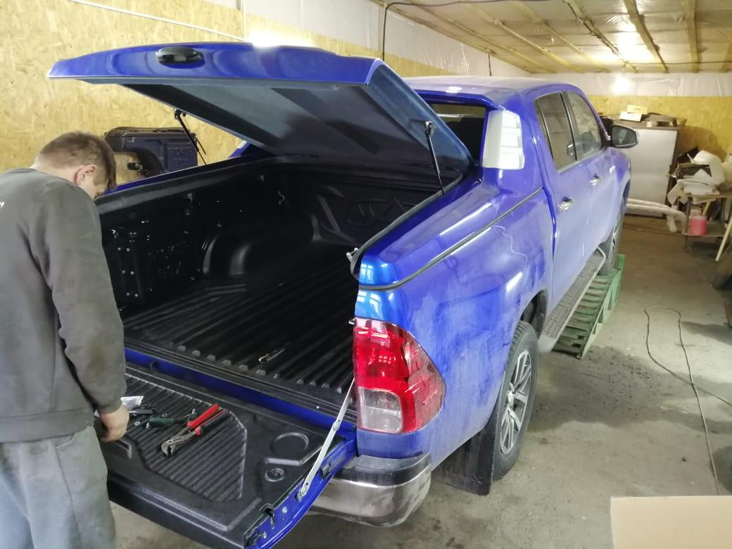Крышка Sportbox Toyota Hilux 2015-2024