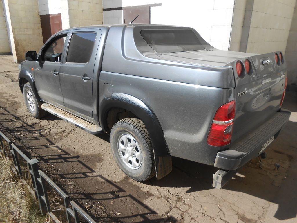 Расширители колесных арок - Toyota Hilux 2011-2015 - Расширители колесных арок