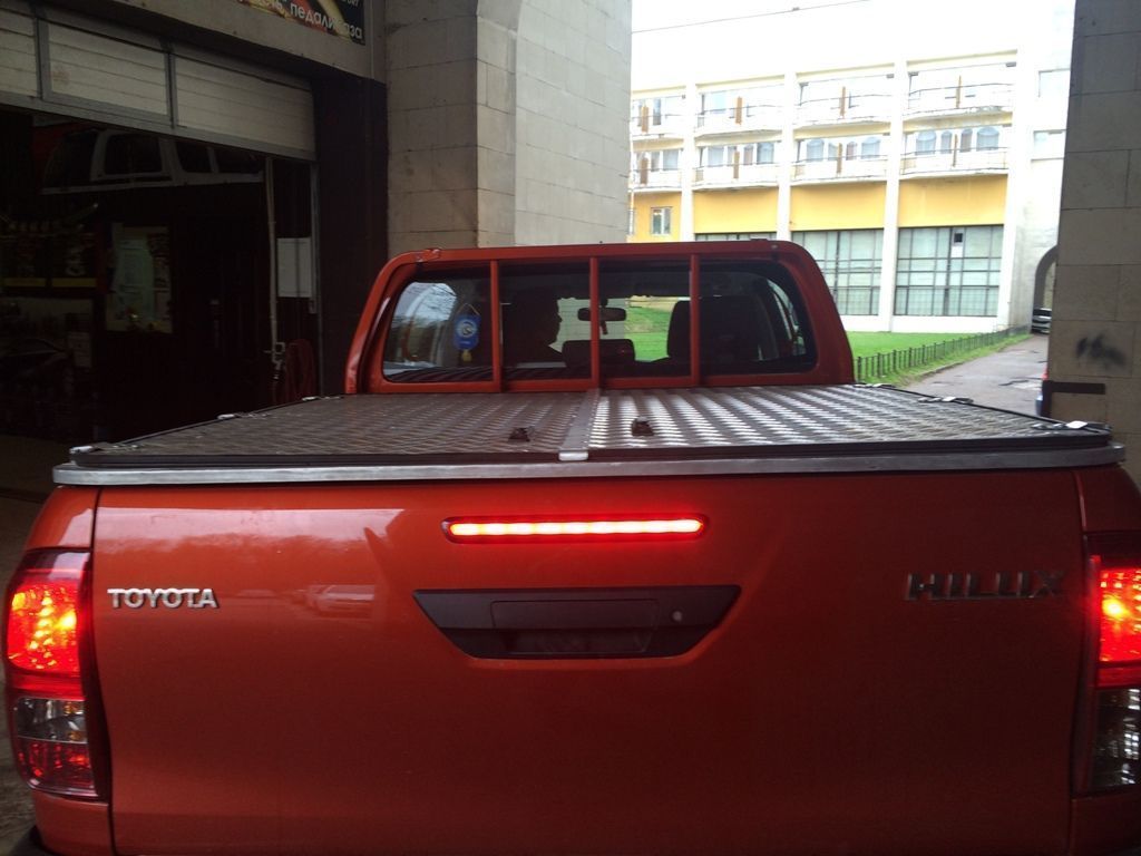 Toyota Hilux / Крышки кузова / Крышка алюминиевая НИИС Россия