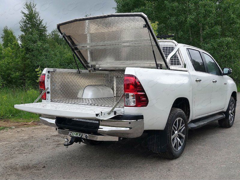 Toyota Hilux / Крышки кузова / Крышка алюминиевая ТСС Россия