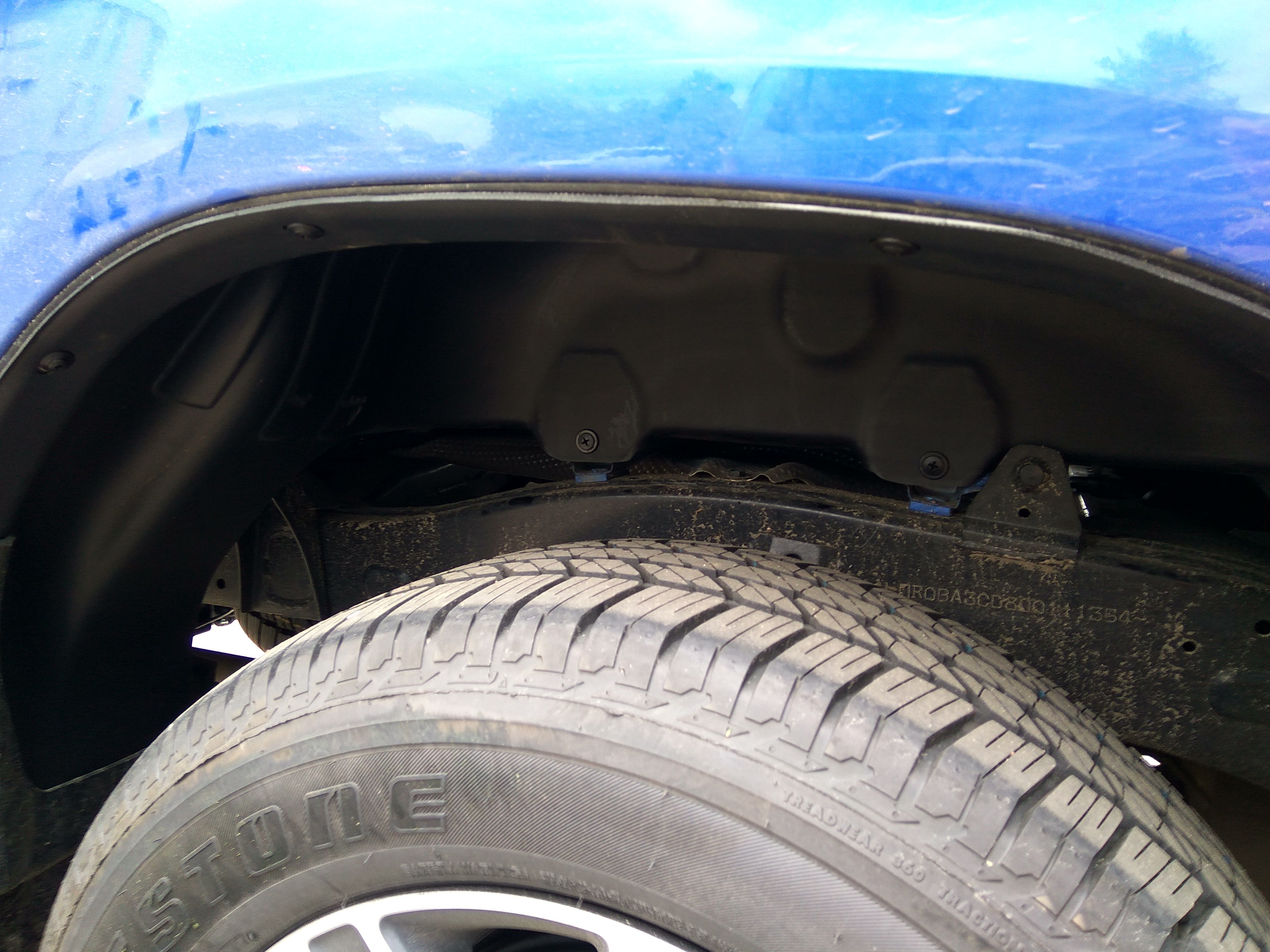 Toyota Hilux / Подкрылки / Подкрылки