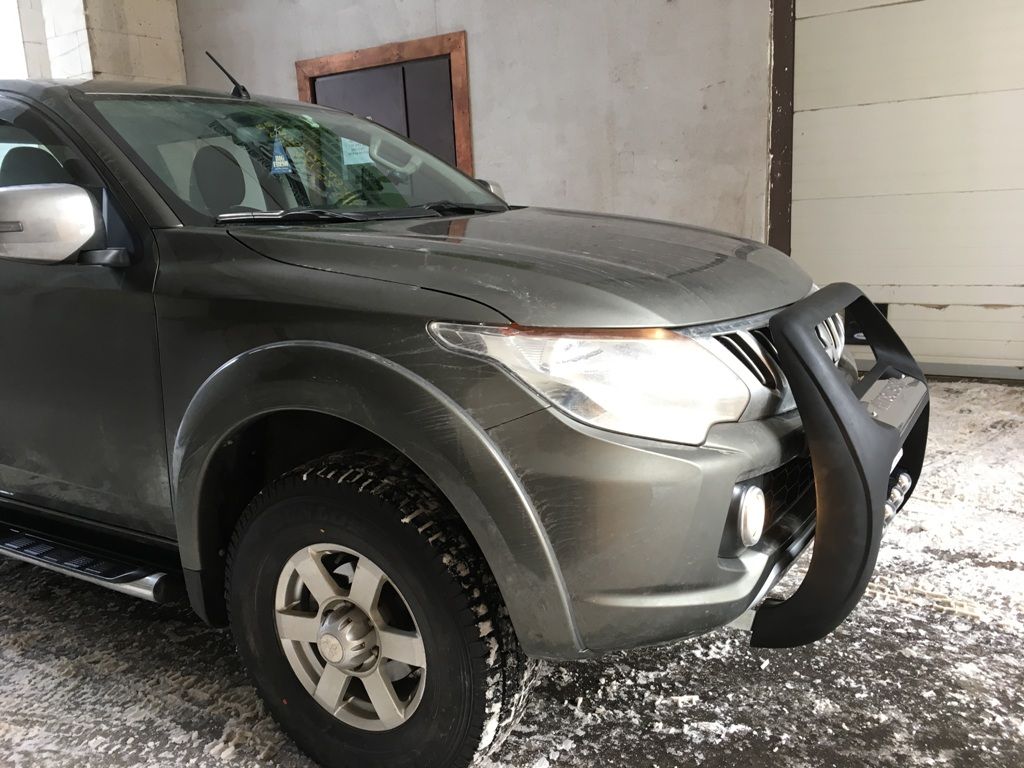Защита переднего бампера QT002 PASIFIC - Mitsubishi L200 2015-2024 - Защита переднего бампера