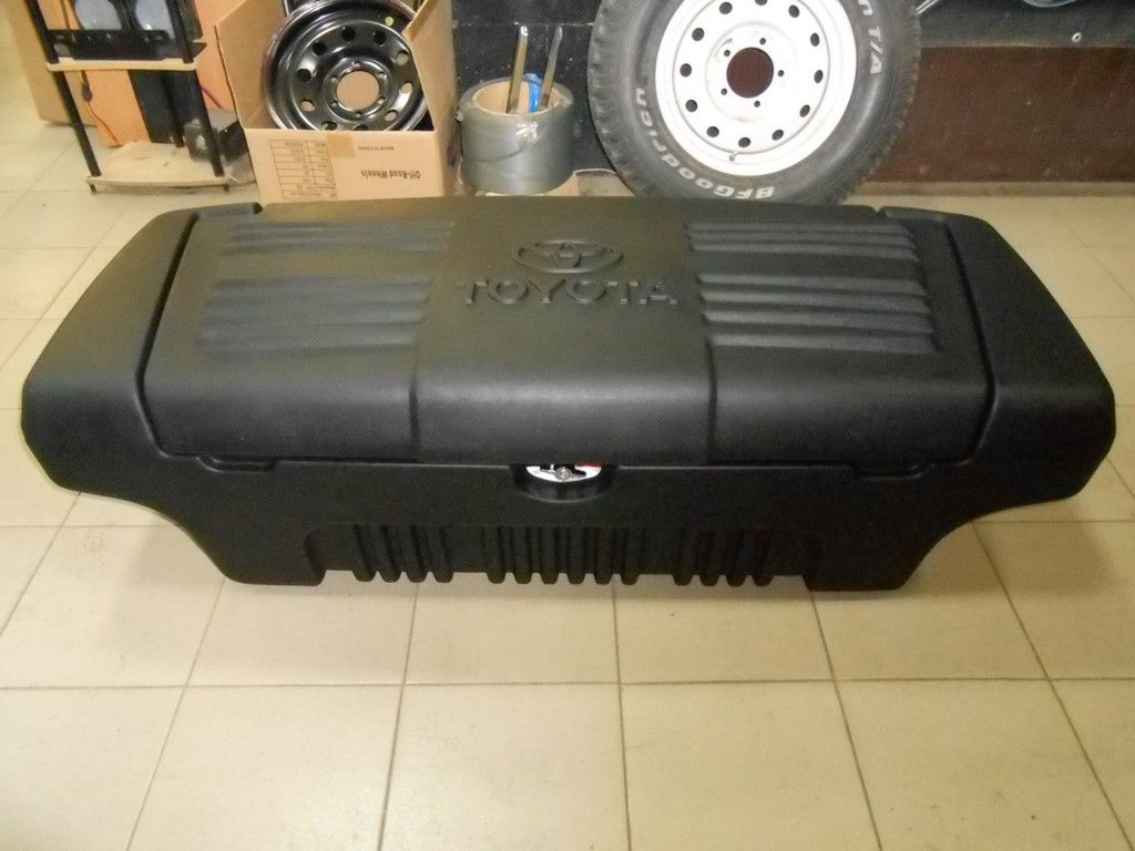 Toyota Hilux / Ящик в кузов / Ящик оригинальный в кузов