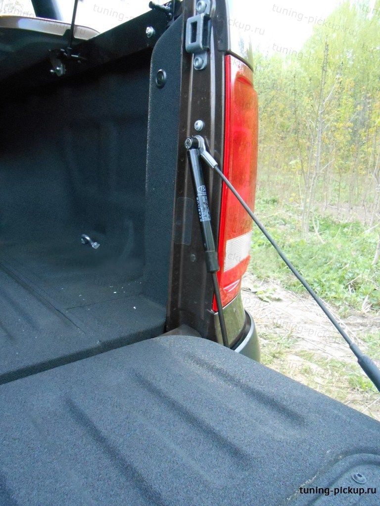 Амортизатор заднего борта - Toyota Hilux 2011-2015 - Амортизатор заднего борта