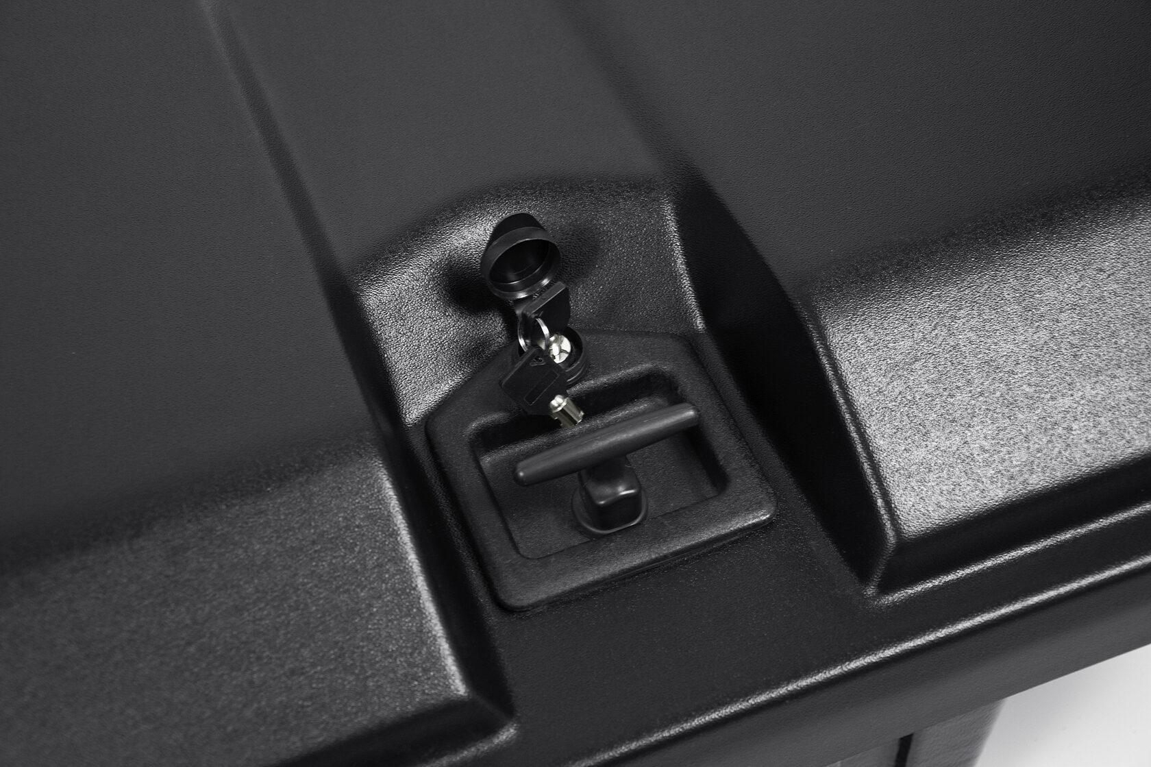 Toyota Hilux / Ящик в кузов / Ящик в кузов пикапа MaxBox PRO закабинный (одна крышка)