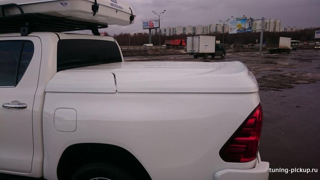 Крышка (композитная)  Toyota Hilux 2015-2024