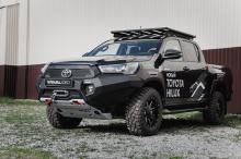 Бампер передний алюминиевый с 2021 - Toyota Hilux 2015-2024 - Бампер передний