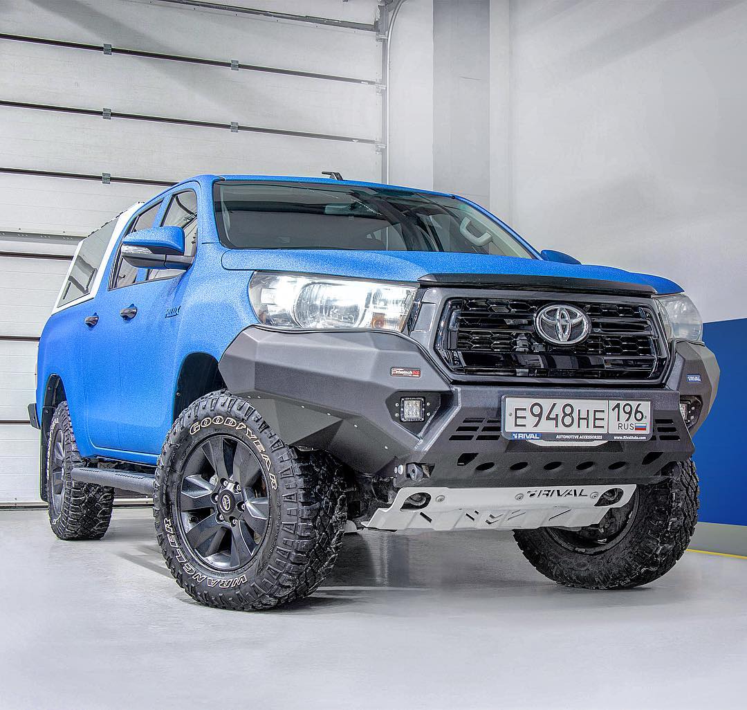 Бампер передний алюминиевый для EXCLUSIVE - Toyota Hilux 2015-2024 - Бампер передний - 