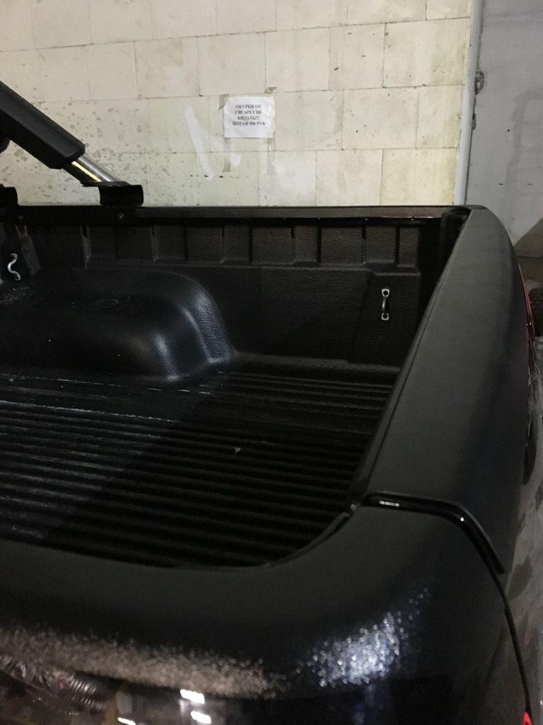 Toyota Hilux / Накладки на борта / Накладка на задний откидной борт