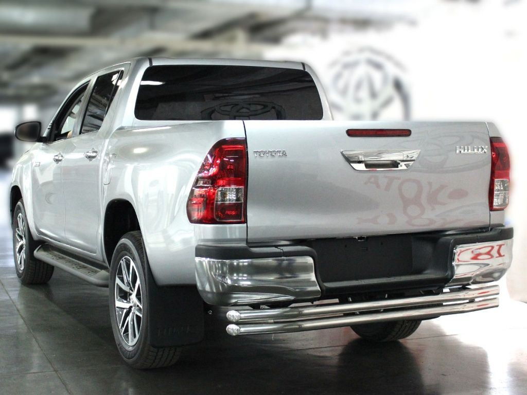Защита заднего бампера d53/53 - Toyota Hilux 2015-2024 - Защита заднего бампера