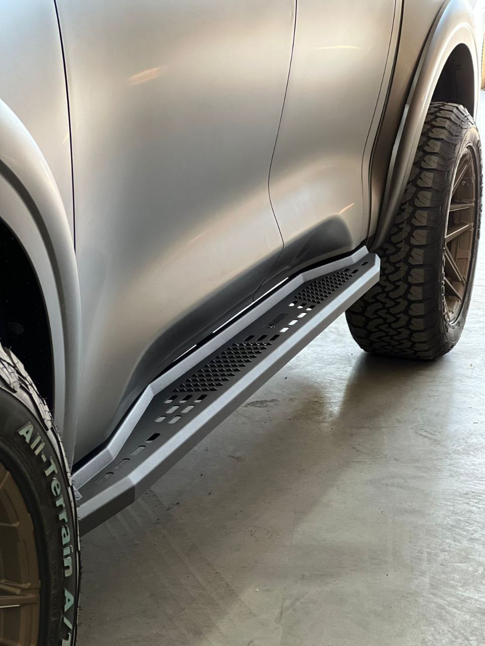 Great Wall / Poer / Пороги / Пороги усиленные, крашенная нержавейка