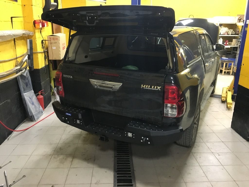 Toyota Hilux / Бампер задний / Бампер задний алюминиевый
