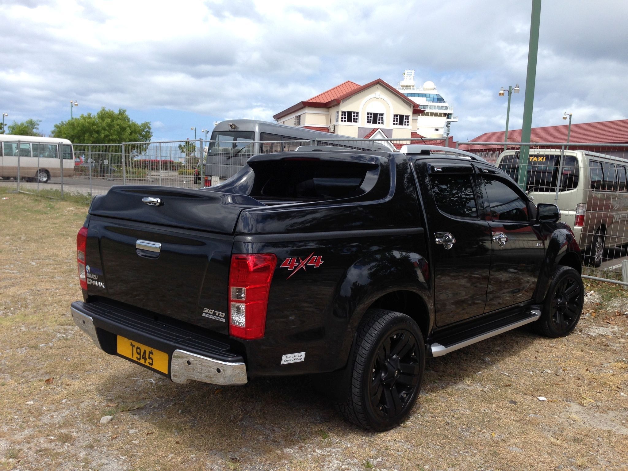 Isuzu D Max / Крышки / Крышка Fullbox NEW