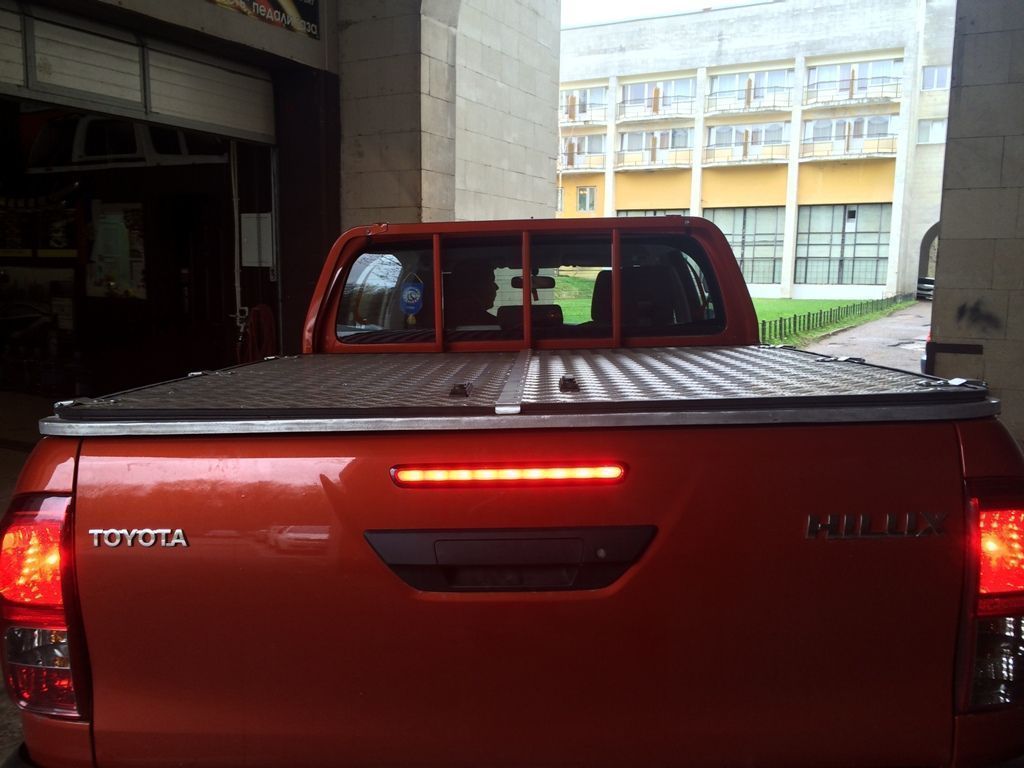 Toyota Hilux / Крышки кузова / Крышка алюминиевая НИИС Россия