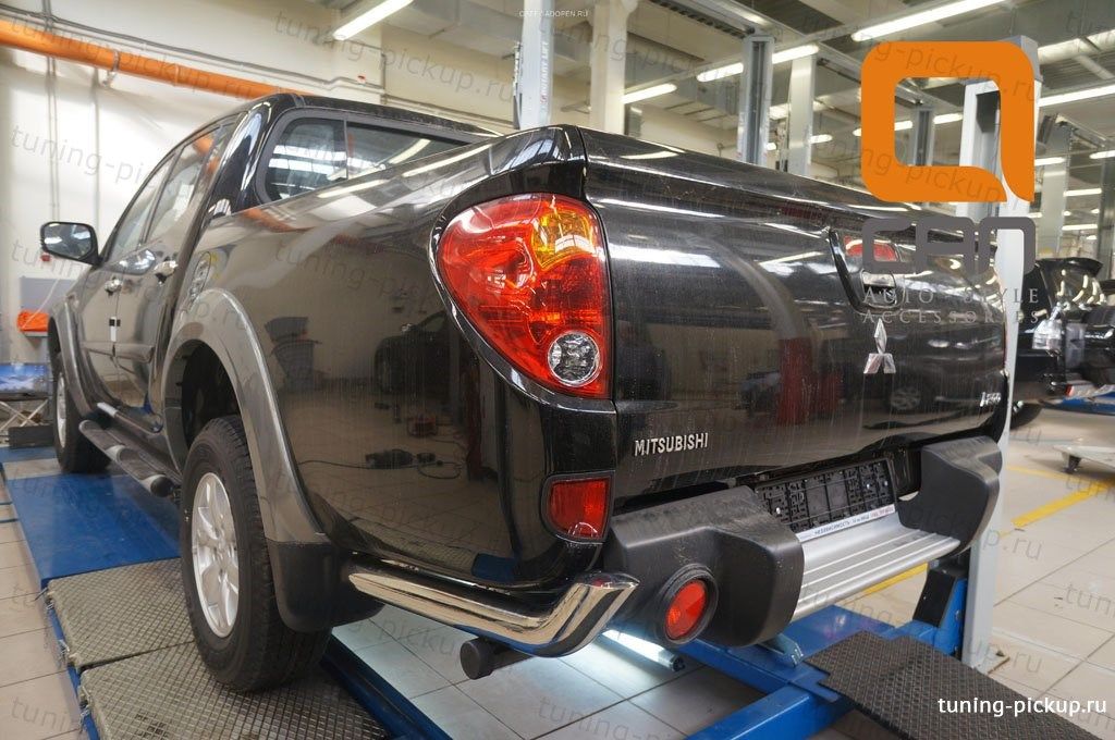 Защита заднего бампера LONG (2014-) (уголки) d 76 - Mitsubishi L200 2006-2015 - Защита заднего бампера