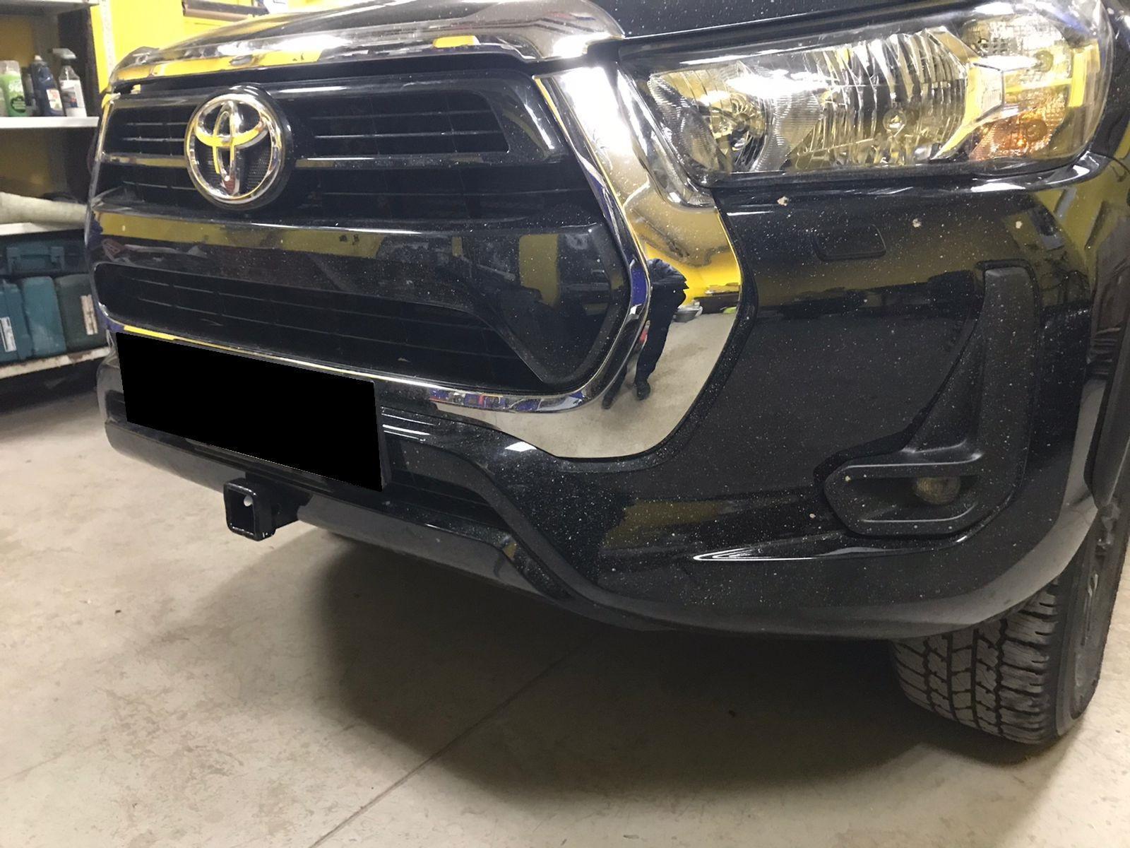 Toyota Hilux / Американский квадрат / Американский квадрат